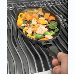 1272021 - Pfanne mit Untersetzer Gusseisen